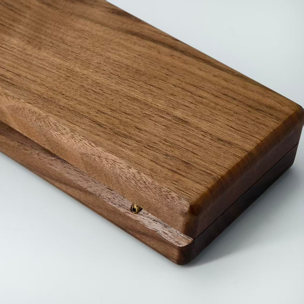 Mini boite à bijoux en bois