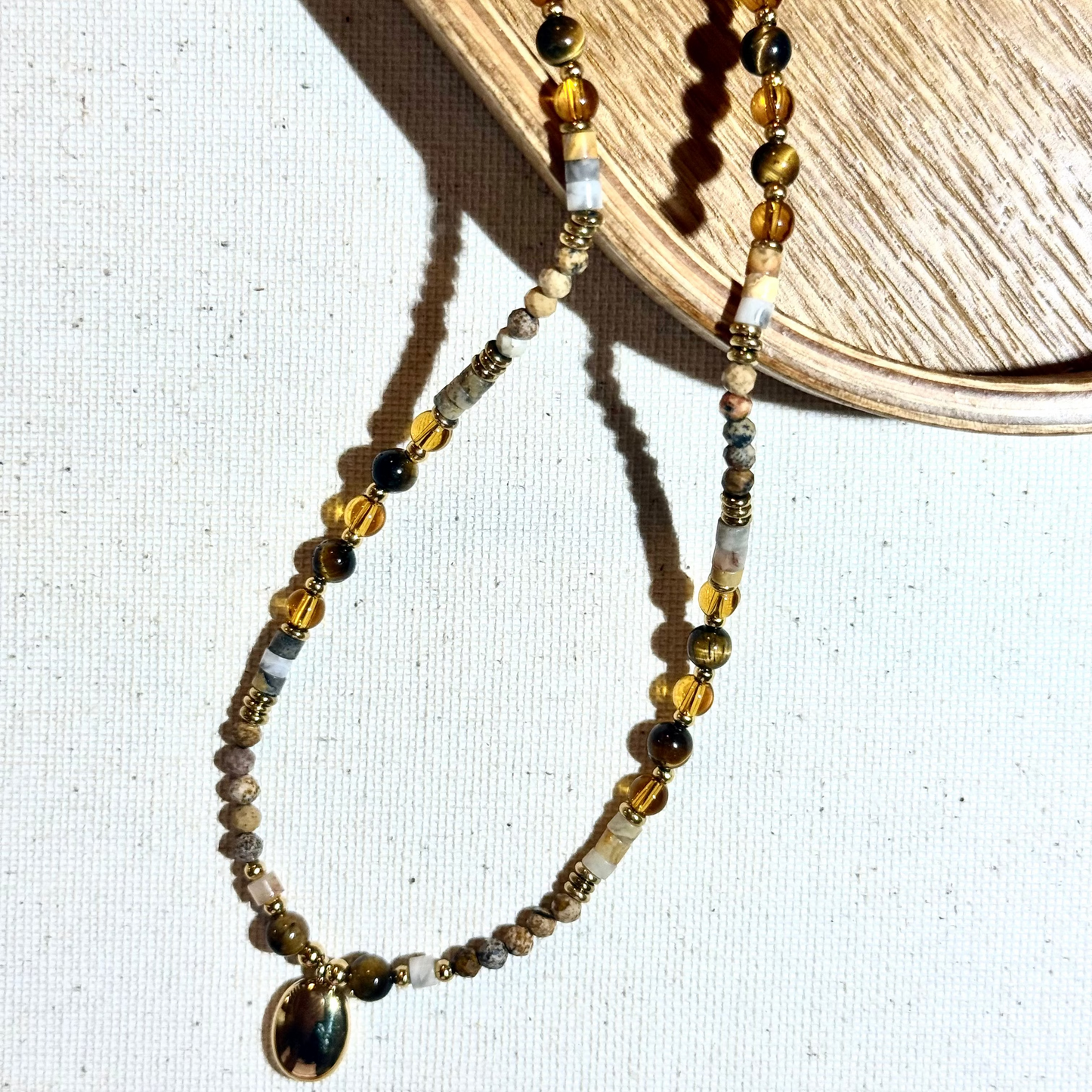 collier horizon perles oeil de tigre