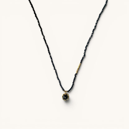 collier aube noir