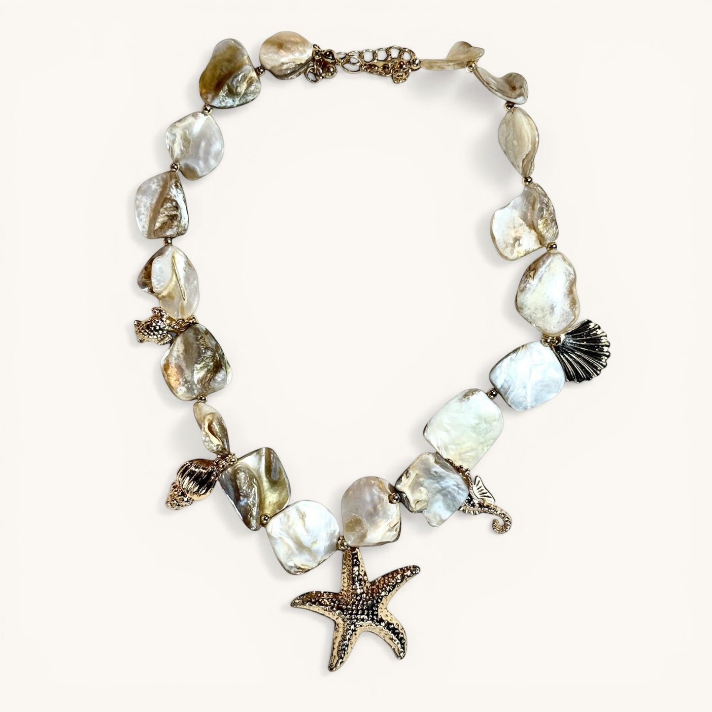 Collier Nacora